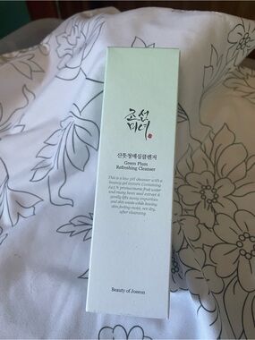 Beauty of Joseon Green Plum Refreshing Cleanser - Light Green